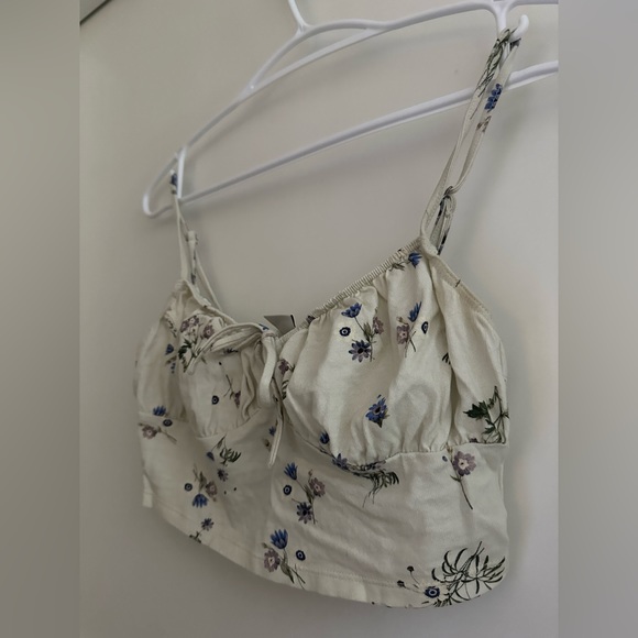 Sunday best- cropped tank top - Picture 2 of 4